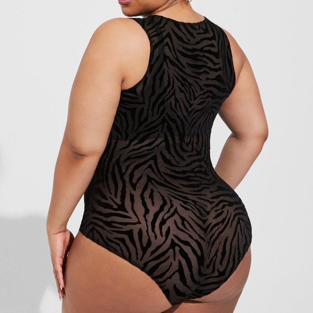 Torrid 1 1X 14-16 Black Zebra Print Flocked Mesh Bodysuit Velvet Body Suit